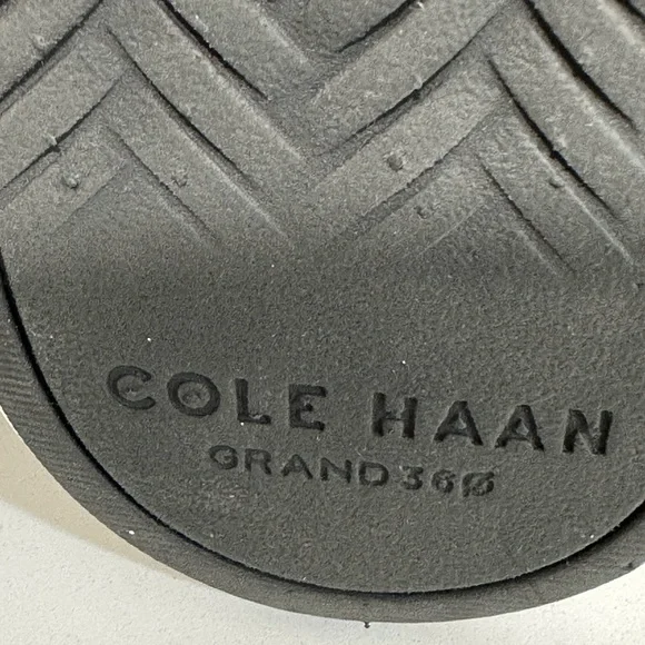 Cole Haan Womens Nantucket Knit Ankle Chelsea Boots Size 8.5 Black Comfort Fit - Picture 9 of 11